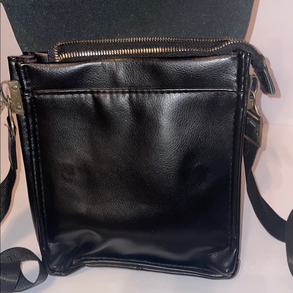 Polo by Ralph Lauren Black Videng Messenger Bag with Classic Design - Picture 5 of 7